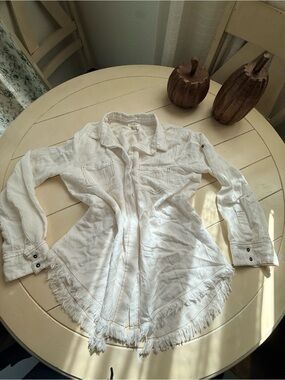 Umgee White Fringed Button-Up Shirt